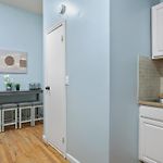 2 Bedroom Cozy Gem
