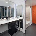 Aloft By Marriott New York Laguardia Airport