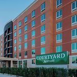 Courtyard New York Queens Fresh Meadows