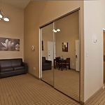Pointe Plaza Hotel (Adults Only)