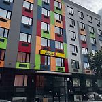 Super 8 By Wyndham Brooklyn Fulton Street Broadway Junction