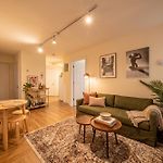 Chic One Bedroom Retreat In Downtown Manhattan