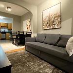 2Br Apt Near Mount Sinai & Metropolitan Hospitals