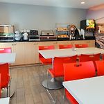 Red Lion Inn And Suites Brooklyn