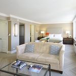 Sutton Court Hotel Residences