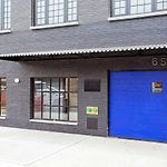 Gowanus Inn & Yard