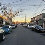 Brooklyn 3 Bedroom 1 Bathroom 8 Minutes To Subway 30 Minutes To Manhattan