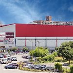 Wyndham Garden Laguardia South