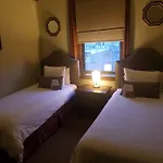 Wales Hotel