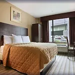 Days Bronx Hotel 2*