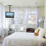 Hotel Nu