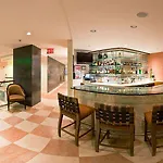 Hotel Lic Manhattan View