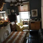 Guest house Private In Manhattan