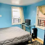 Hotel Brooklyn Blue House *