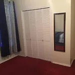 5 Min. From Jfk Guest house