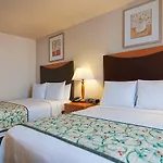 Fairfield By Marriott Jfk Airport 3*