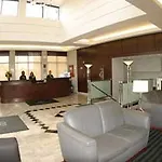 Hotel Fairfield By Marriott Jfk Airport 3*