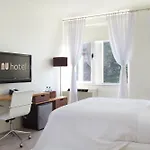 Nu Hotel