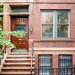 House With 5 Bedrooms In Manhattan New York With Enclosed Garden And Wifi