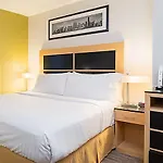 Hotel Express - Street By Ihg 3*