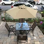 Classical American House Homestay New York