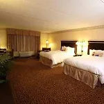 Hampton & Staten Island Hotel
