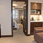 The Pearl New York