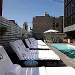 Sixty Les Hotel 4*