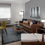Hotel Citadines Connect Fifth Avenue 3*
