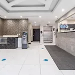Ninety Five Fordham / St. Barnabas Hospital New York