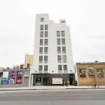 Hotel Ninety Five Fordham / St. Barnabas Hospital