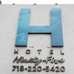 Ninety Five Fordham / St. Barnabas Hospital Hotel 4*
