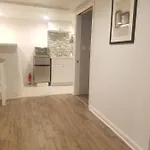 A Simple Studio - Jfk Abt 5mi New York