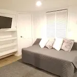 A Simple Studio - Jfk Abt 5mi * New York