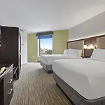 Hotel 1200