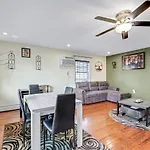Modern Cozy 3Br Home Just 10 Mins From Jfk! Residence