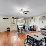 Modern Cozy 3Br Home Just 10 Mins From Jfk! Residence