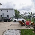 Holiday home Modern Cozy 3br Just 10 Mins From Jfk! New York