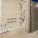 1200 Hotel 3*