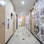 Hotel Hotel Ninety Five Near Parkchester 4*
