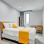 Hotel Ninety Five Near Parkchester 4* New York