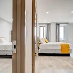 Hotel Hotel Ninety Five Near Parkchester New York