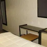 Rodeway Near Jfk Airport 2*