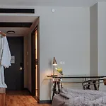 Hotel Dutch House
