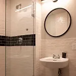 Hotel Dutch House