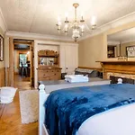 1899 Historic Luxury Brooklyn Brownstone Apartment New York