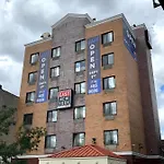 East Hotel 2*
