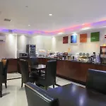 Madison Les Hotel 3*