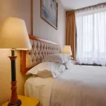 Flushing Hotel 2*