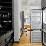 Aparthotel Placemakr Street 4*
